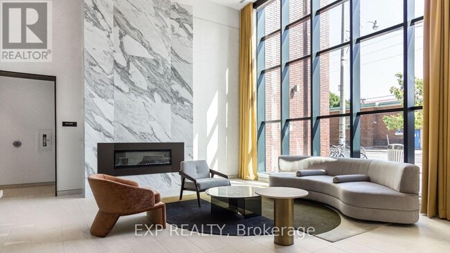 130 River St in Toronto, ON - Building Photo - Building Photo