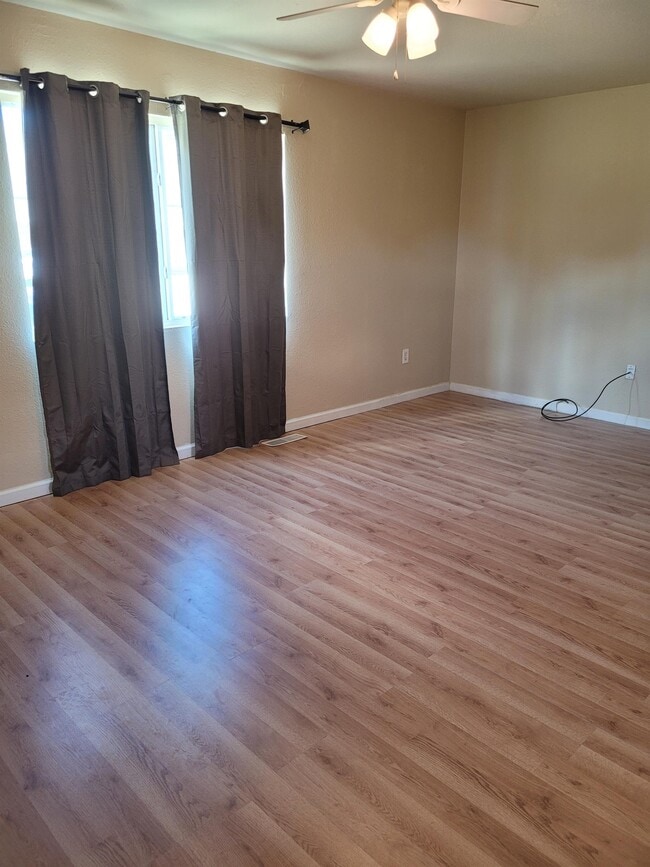 property at 2 Briarwood Rd