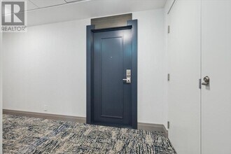 530-1530 St Clair Ave W in Toronto, ON - Building Photo - Building Photo