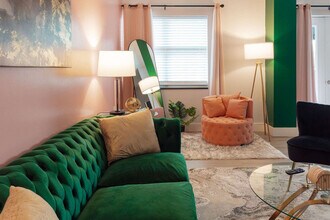 202 E Main St in Johnson City, TN - Building Photo - Building Photo