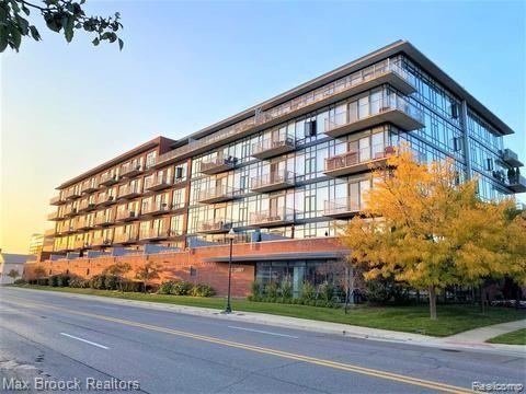 property at 101 Curry Ave