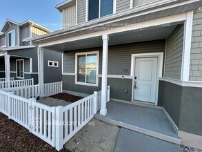 114 N Riverside Dr in Saratoga Springs, UT - Building Photo - Building Photo