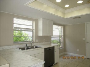 4055 Forecast Dr in Brandon, FL - Building Photo - Building Photo