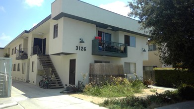 Canfield Apartments in Los Angeles, CA - Building Photo - Building Photo