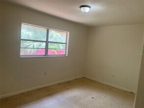 2622 SW 31st Pl in Gainesville, FL - Building Photo - Building Photo