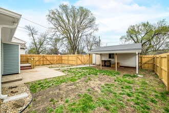 1019 Central Ave, Unit SI ID1397948P in Columbus, IN - Building Photo - Building Photo