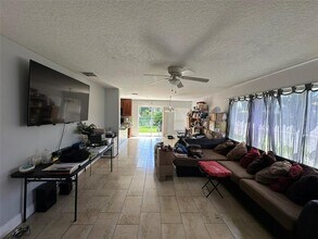 2510 Hassonite St in Kissimmee, FL - Building Photo - Building Photo