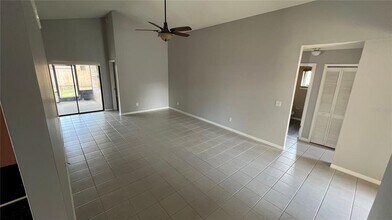 1043 Vernon Loop in Oviedo, FL - Building Photo - Building Photo
