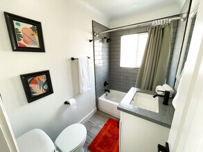 1311 W Clarendon Ave, Unit 1 in Phoenix, AZ - Building Photo - Building Photo