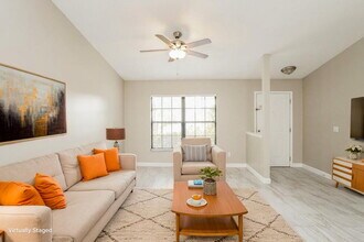 2767 Muscatello St in Orlando, FL - Building Photo - Building Photo