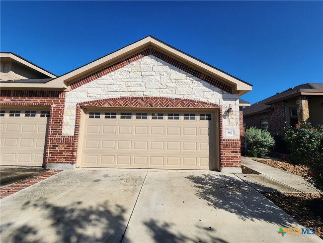 property at 367 Creekside Curve
