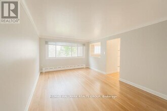 72 St Francis St in Ottawa, ON - Building Photo - Building Photo