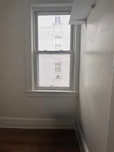 318 Randolph Ave in Jersey City, NJ - Building Photo - Building Photo