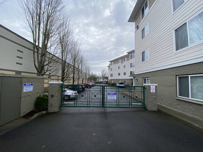 Rose City Center Apartments - 55 and Over in Portland, OR - Building Photo - Building Photo