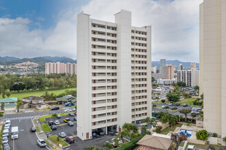 Holiday Lakeview in Honolulu, HI - Building Photo - Primary Photo