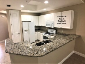 13651 Julias Way in Ft. Myers, FL - Building Photo - Building Photo