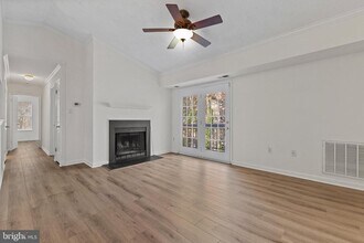 5708 Olde Mill Ct in Alexandria, VA - Building Photo - Building Photo