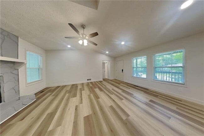 2520 Deerfield Dr in Kennesaw, GA - Building Photo - Building Photo