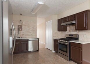 11807 Dellfern Ct in Houston, TX - Building Photo - Building Photo