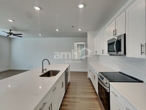 8389 Flagpole Loop Ave in Las Vegas, NV - Building Photo - Building Photo