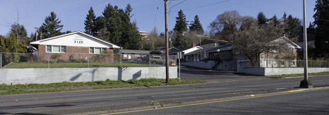 Terrace Court Apartments in Vancouver, WA - Foto de edificio - Building Photo