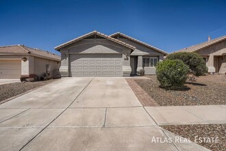 13225 N Mortar Pestle Ct in Oro Valley, AZ - Building Photo - Building Photo