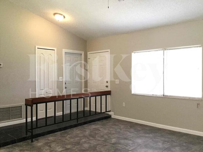 649 Nardello Dr in Deltona, FL - Building Photo - Building Photo
