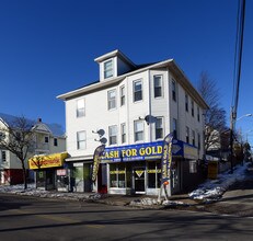 321-325 Plainfield St in Providence, RI - Building Photo - Building Photo