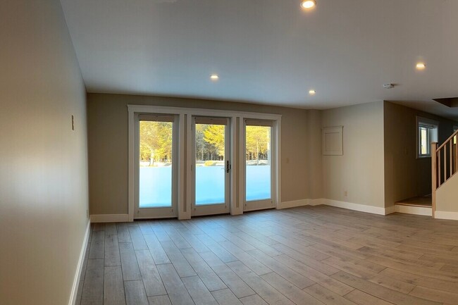 103-105 Puckerbrush East Rd in Hyde Park, VT - Building Photo - Building Photo