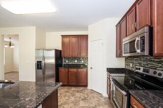 2011 Blue Stream Ln in Indian Trail, NC - Foto de edificio - Building Photo