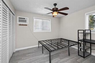 10873 7th Ave Gulf in Marathon, FL - Building Photo - Building Photo
