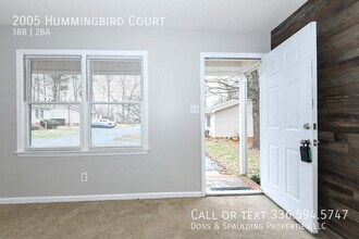 2005 Hummingbird Ct in High Point, NC - Building Photo - Building Photo