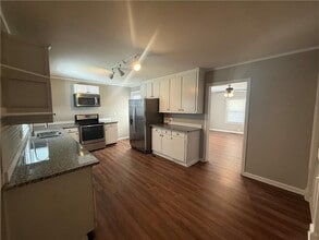 20 Highland St in Gainesville, GA - Building Photo - Building Photo