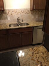 2602 Oaklawn Ave, Unit A in Austin, TX - Building Photo - Building Photo