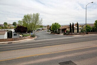 2990 E Riverside Dr in Saint George, UT - Building Photo - Building Photo
