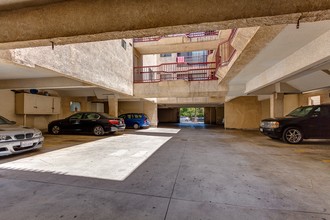 Linden Ii Apartments in Glendale, CA - Building Photo - Building Photo