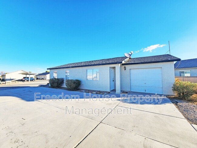 property at 1381 Ogallala St