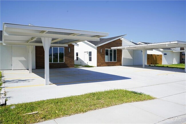 property at 11 San Andres