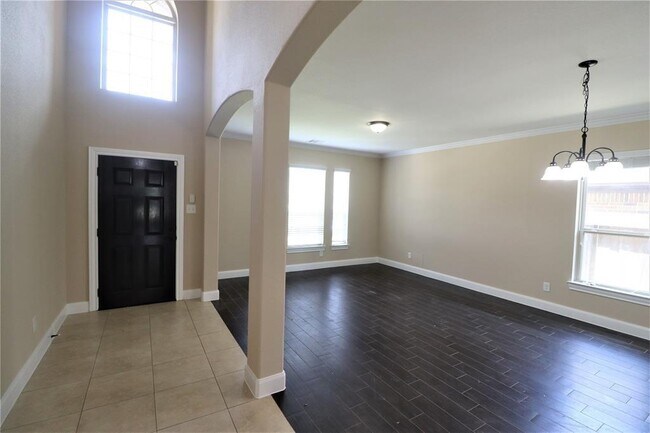8411 Creekside Timbers Dr in Tomball, TX - Building Photo - Building Photo