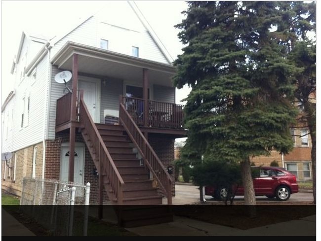 Portage Park Multi-Family 5-Unit Apartments in Chicago, IL - Building Photo - Building Photo