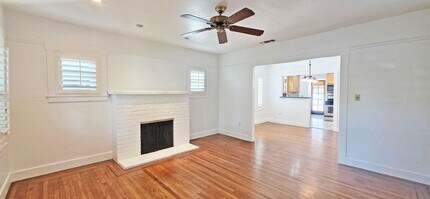 2201 Gerber Ave in Sacramento, CA - Building Photo - Building Photo