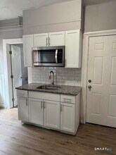 26 Hungerford St in Hartford, CT - Building Photo - Building Photo