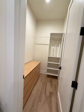 16019 SE 4th St in Bellevue, WA - Building Photo - Building Photo