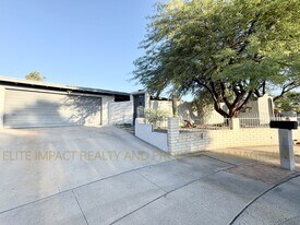 7429 E 45th St in Tucson, AZ - Building Photo