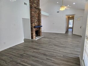 3032 Big Oaks Dr in Garland, TX - Building Photo - Building Photo