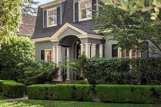 719 W Poplar Ave in San Mateo, CA - Building Photo - Building Photo