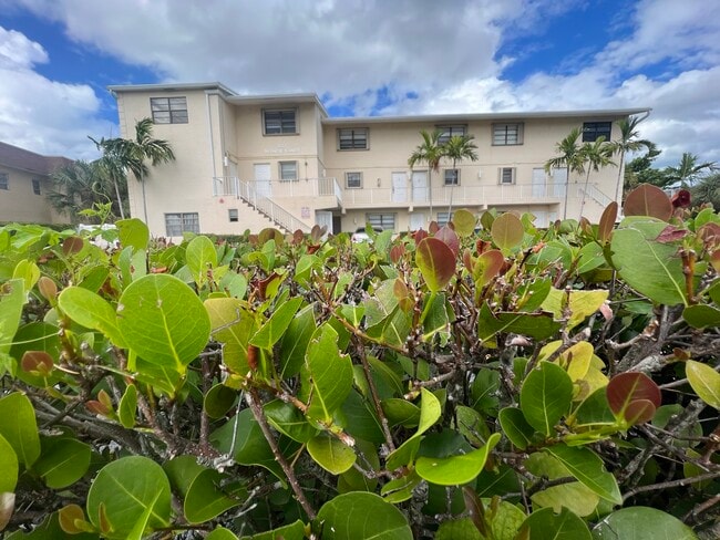 property at 834 NE 18th Ct