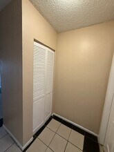 3907 NW 30th Terrace in Lauderdale Lakes, FL - Building Photo - Building Photo