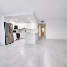 2003 Lincoln A in Boca Raton, FL - Building Photo - Building Photo