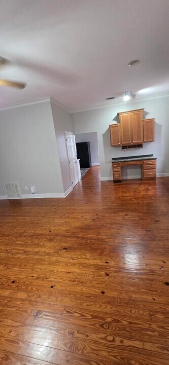 7 1st St in Cairo, GA - Building Photo